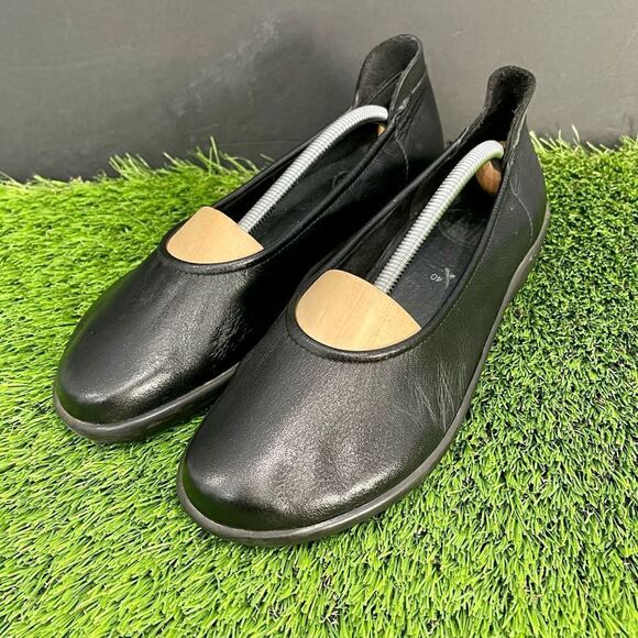 Loints of Holland Black Leather Wedge Ballet - Picture 1 of 7